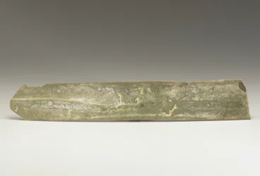 Cuchillo de cosecha (hu), Cultura Qijia, c.2500-2000 a.C.