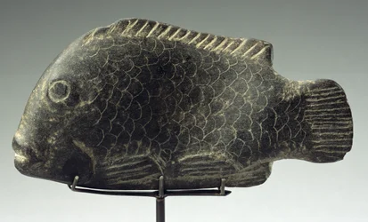 Pez, 1540-1069 a.C. (piedra negra dura)