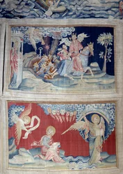 Tapiz del Apocalipsis (1373-1383), n. 24: la quinta trompeta: una llave libera a las langostas. Abajo, n. 27, el Ángel en el libro aparece a San Juan quien transcribe el mensaje divino al sonido de los siete truenos