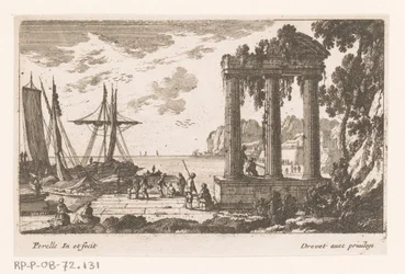 Vista al puerto con tres columnas