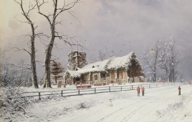 Escena de invierno con figuras en un camino cerca de una iglesia