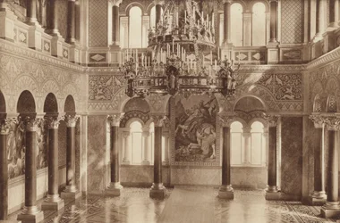 Castillo de Neuschwanstein del rey de Baviera, el salón del trono