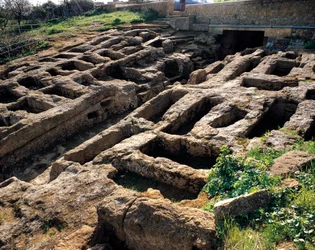 Ruinas de la necrópolis cristiana en el valle de los Templos, siglos IV a V. Agrigento, Sicilia, Italia