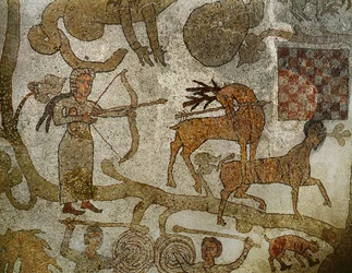 La diosa Diana matando a un ciervo; del suelo de mosaico de la catedral de Otranto, sur de Italia (mosaico)