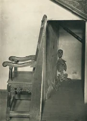 Esqueleto en el armario, Aston Hall, Aston, Birmingham, 1895-1905