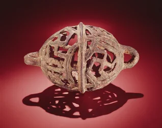 Campana de carro, de Luristán, Irán