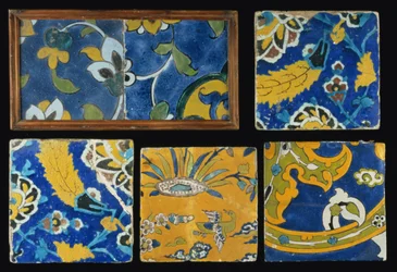 Grupo de Azulejos Safavid Cuerda Seca
