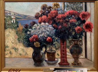 Flores contra el mar. Pintura de Pyotr Ivanovich Petrovichev (Pyotr Petrovitchev) (1874-1947), óleo sobre lienzo