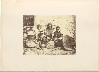 Mujeres solteras y niñas de Spiti