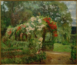 Pérgola de rosas en el jardín de Richter