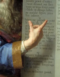 Moisés y las tablas de la Ley, detalle de la mano de Moisés mostrando los diez mandamientos. Pintura de Philippe De Champaigne
