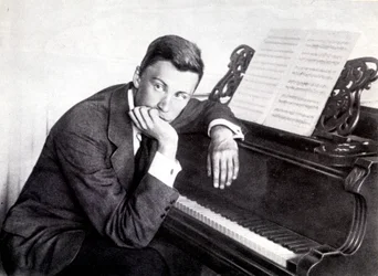 Sergei Prokofiev y su piano