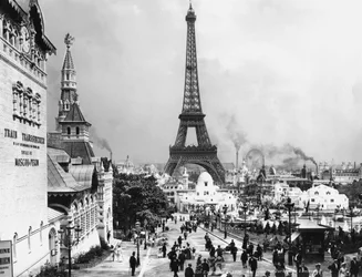 Vista de los jardines del Trocadero y de la Torre Eiffel, Exposición Universal de París