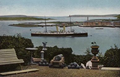 Irlanda del Sur: puerto de Queenstown, condado de Cork (foto a color)