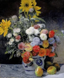 Flores mixtas en una maceta de barro