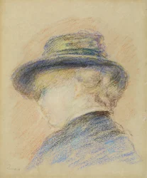 Perfil de una joven con sombrero azul