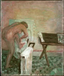 Pequeño desnudo inclinado