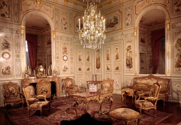 Vista del salón del castillo de Champs sur Marne realizado por los arquitectos Pierre Bullet y su hijo Jean Baptiste Bullet de Chamblain entre 1699 y 1706