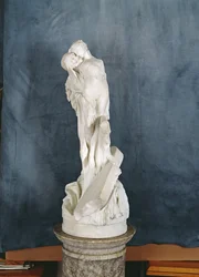 Figura de la Muerte abrazando a una mujer desnuda