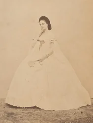El peignoir plisado, 1860s