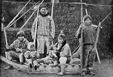 Un grupo de trineo esquimal