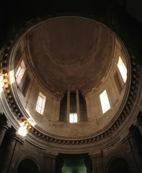 Arquitectura barroca: Capilla de La Vieille Charité (1679 - 1707), monasterio de Marsella, por el arquitecto Pierre Puget (1622 - 1694). Vista interna. Marsella, Bocas del Ródano (13).