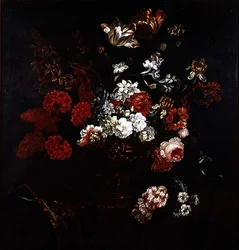 Naturaleza muerta de flores en un jarrón de cobre