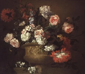 Naturaleza muerta de flores en una urna