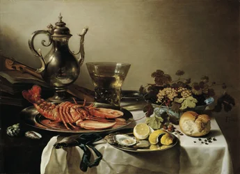 Mesa con langosta, jarra de plata, gran Berkemeyer, frutero, violín y libros