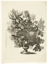 Jarrón de cristal con flores
Jarrones con ramos de flores (título de la serie)