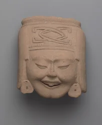 Cabeza de una mujer riendo, totonaca