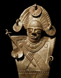 Arte precolombino, civilización Muisca: estatuilla de mujer (Tunjo) en traje ceremonial de oro