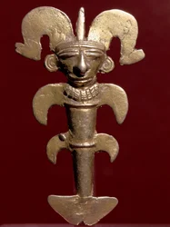 Arte precolombino, civilización quimbaya (Colombia): colgante antropomorfo en oro. 400-1400 d.C. Bogotá, Museo del Oro, Colombia