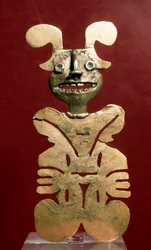 Arte precolombino, civilización Quimbaya (Colombia): estatuilla antropomorfa en oro