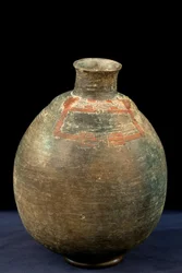 Globular vase / Paracas culture (terracotta)