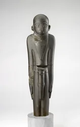 Estatua (hombre MacGregor)