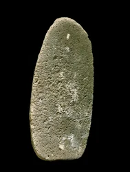 Prehistoria: herramienta de piedra utilizada para moler trigo. Neolítico. Umbría, Italia. Perugia, Museo Arqueológico Nacional de Umbría