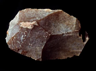 Prehistoria: raspador cortado en piedra. Paleolítico Superior, Magdaleniense. Verona, Museo Civico di Storia Naturale, Italia