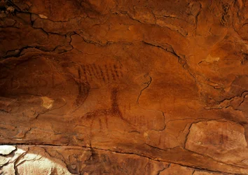 Prehistoria: pintura rupestre. Edad de Piedra 5000-2000 a.C. Taghit, Alto Plateau del Hoggar (Ahaggar), Argelia
