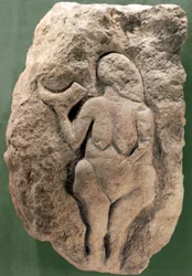 Venus de Laussel, también conocida como Venus con cuerno