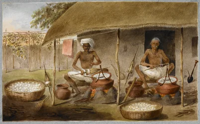 Dos hombres sentados fuera de una choza sacando la seda de los capullos y enrollándola en husos hirviendo los capullos en agua, c.1820 (acuarela sobre papel)