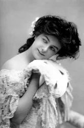 Ethel Oliver, actriz
