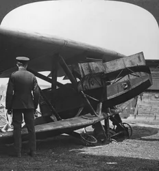 Avión alemán blindado utilizado para atacar las trincheras aliadas, Primera Guerra Mundial, c1914-c1918