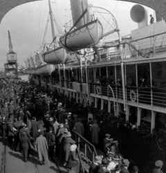 Cuerpo de Aviación abordando un barco, Primera Guerra Mundial, 1914-1918