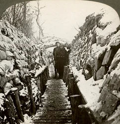 Invierno en las trincheras belgas en Nieupoort, Bélgica, siglo XX