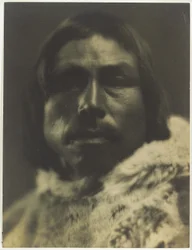 Tookoo (El Ciervo). Jefe de los esquimales de Sikoslingmint en el sur de la isla de Baffin