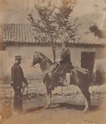 Omar Pasha y su oficial de enlace británico, Coronel Lintorn Simmons, 1855