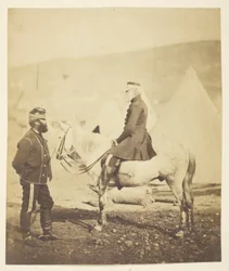 Sir Jas. York Scarlett (1799-1880), General, al mando de la Brigada Pesada, Balaclava (izquierda); Edward Wm. Lowe (1820-1880), General (derecha); Tomada en Crimea.