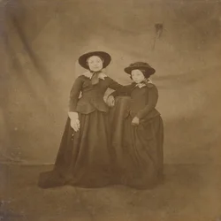 Victoria, princesa real, y la princesa Alicia