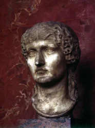 Agripina la Menor (16 - 59)